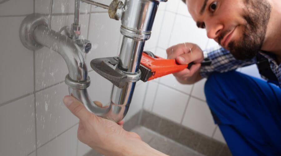 Expert burst pipe repair services in Columbus, NC